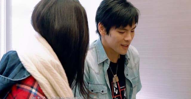 向佐体检肾功能如70老翁，向太含泪解释，郭碧婷表示理解