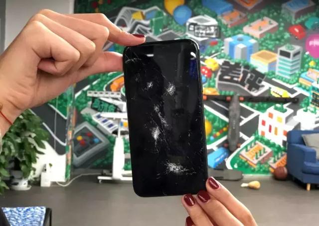 看了这几张图，无数人干掉了自己的 iPhone