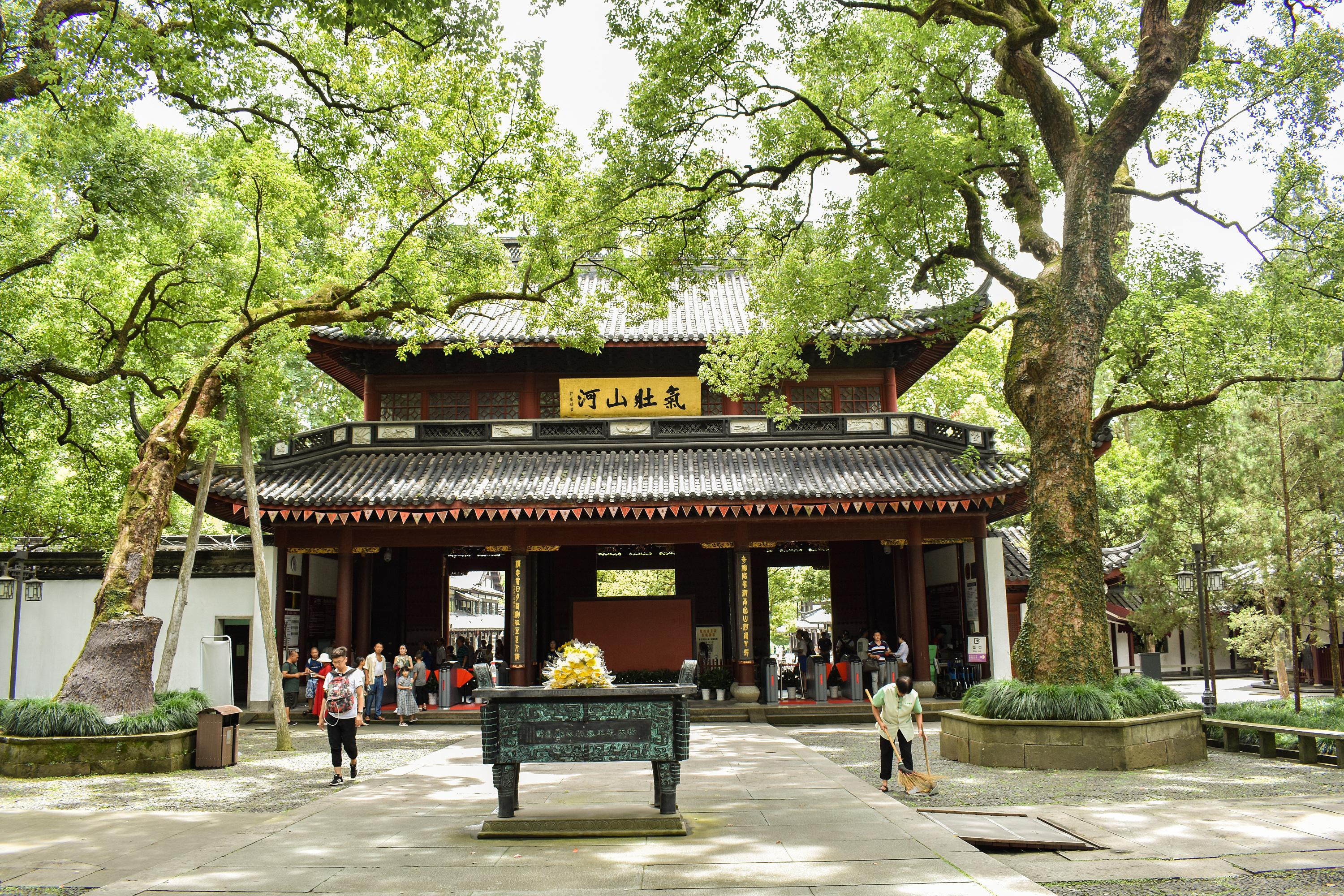 杭州岳庙为何香火这么旺盛全国有多少岳庙最早修建的是哪座