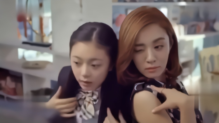 体育老师:后妈和闺女打扮就为了配上新车,老爸