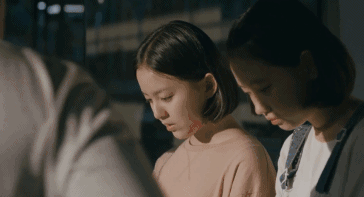 「电影头条官方号」打败《寄生虫》的新人作，它才是真正的年度最佳