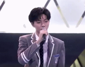 【桃红梨白】火速上位当男主，他是来跟现男友抢饭碗的？