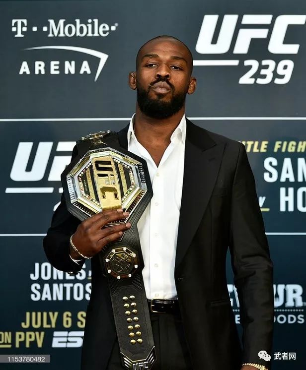 武者网讯 ufc 243期比赛即将于北京时间10月6日澳大利亚悉尼举行,当天