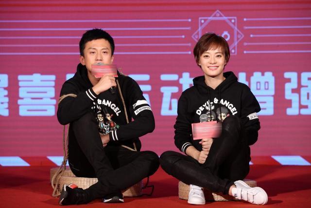 杨丞琳直言真爱难寻,杨超越自爆恋爱观,爱情面包哪一个更重要?