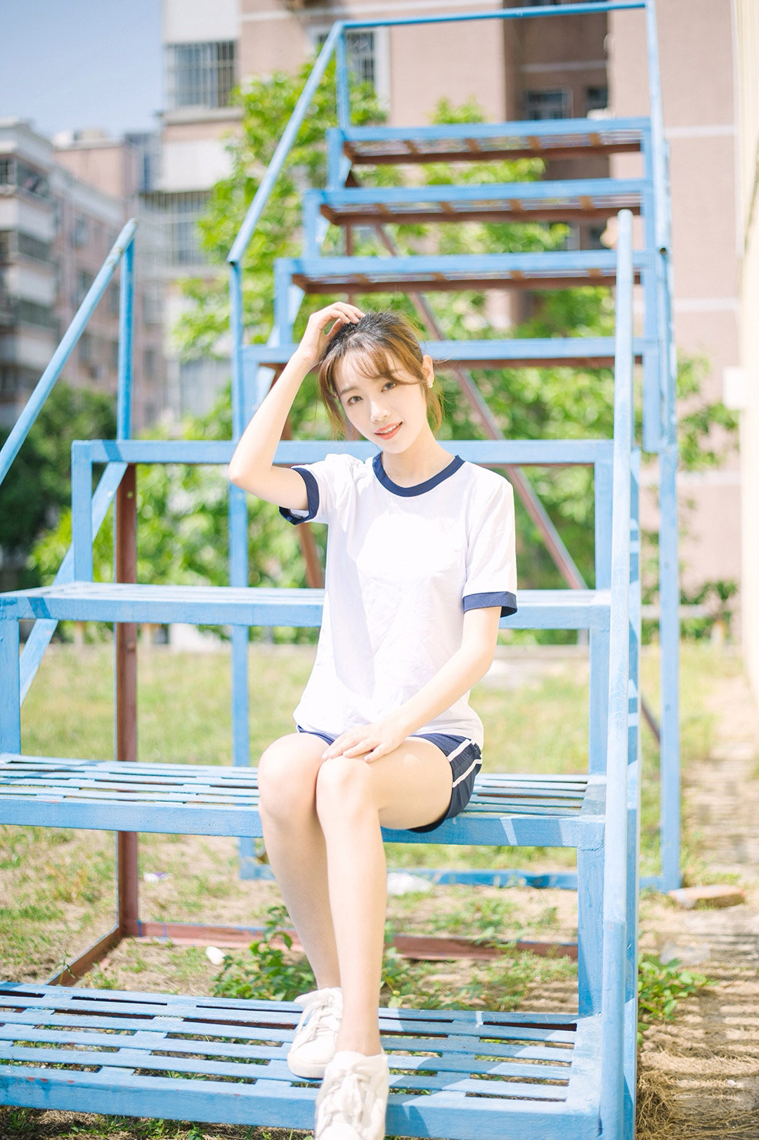 2019狐友校花刘婧琳笑容甜美 漂亮妹妹的清纯校园风让