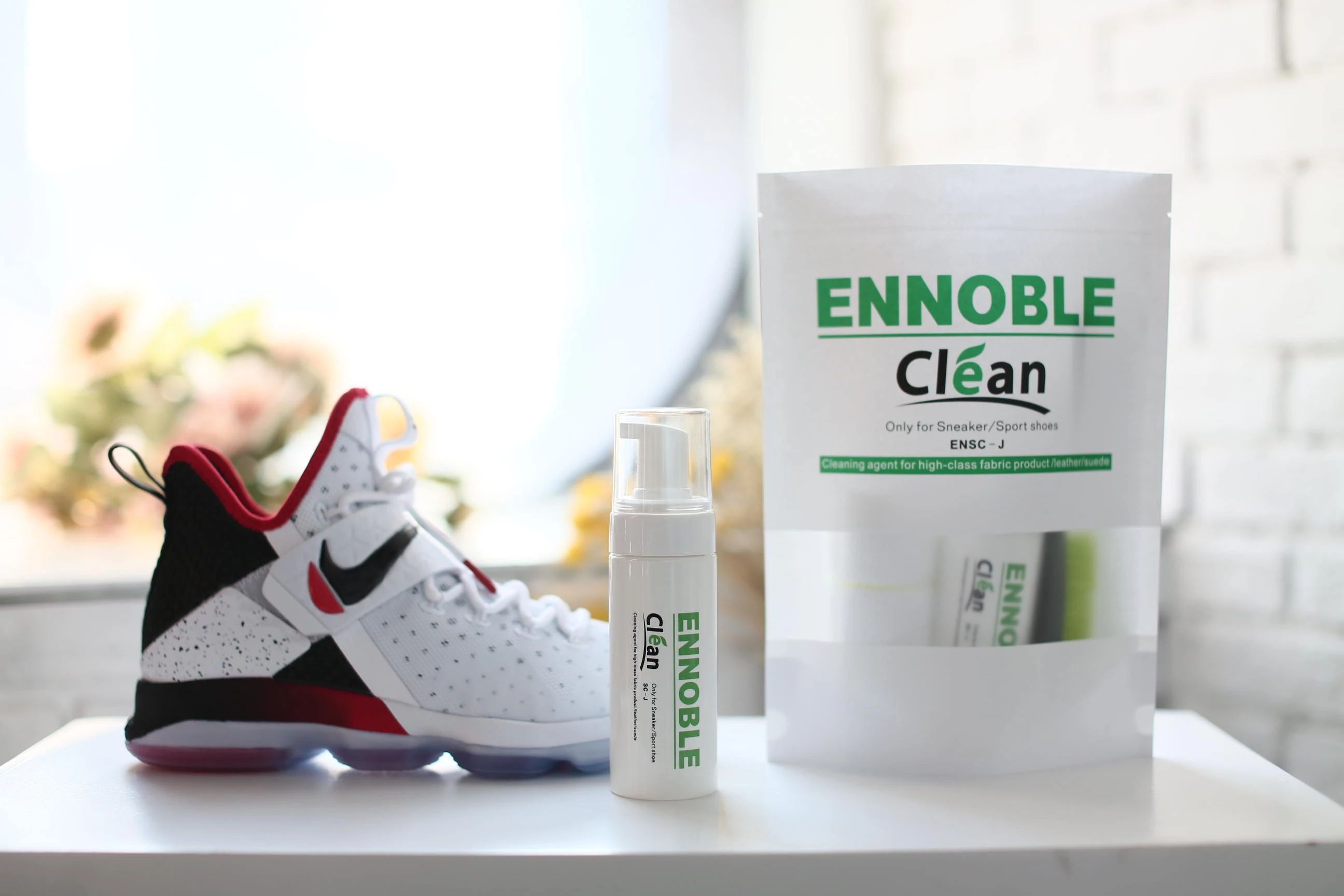 Sneaker必备！让你的爱鞋永远亮白