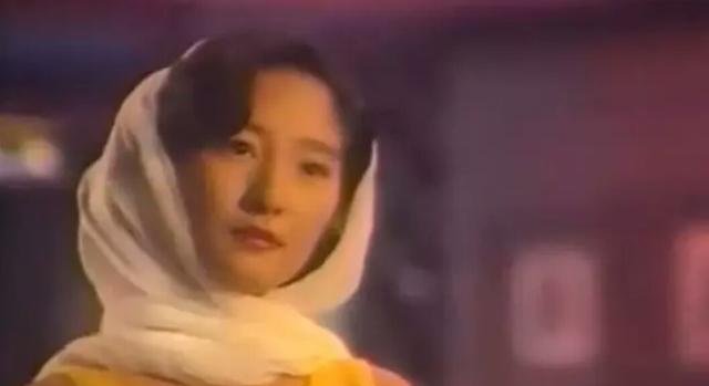 赌片不仅有《赌神》,这部经典赌剧堪称赌片版武侠