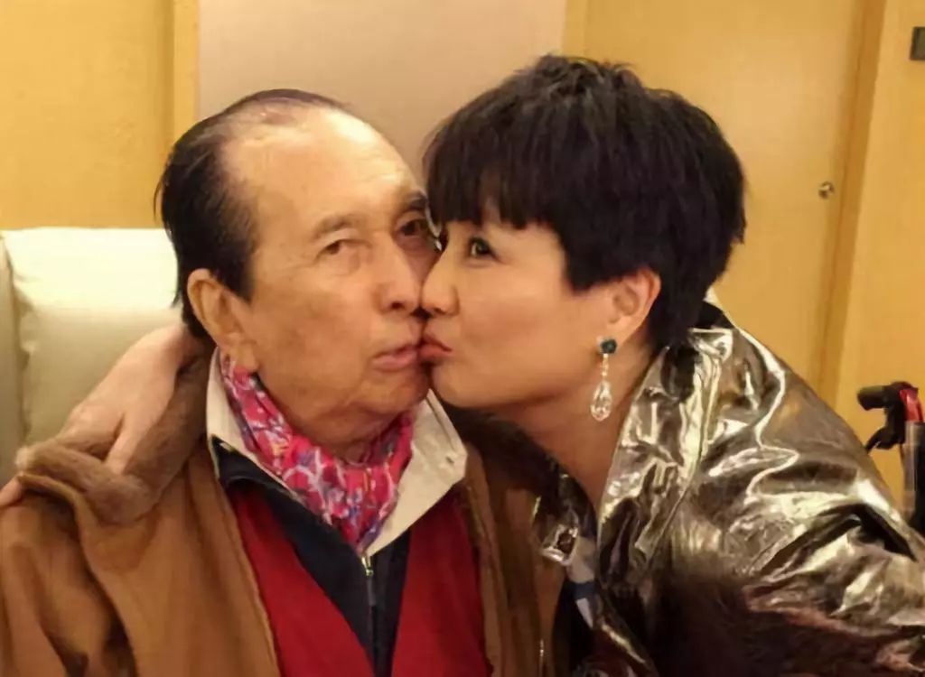 98岁赌王何鸿燊千亿家产怎么分？儿媳奚梦瑶火速生子-bbin官网_ bbin投诉_bbin平台_bbin客服_bbin宝盈集团官网