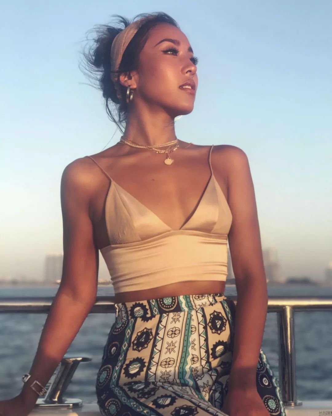 [新氧App]学她者生，似她者死，这个省的美人学都学不来