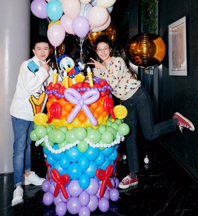 美颜滤镜酞可怕！baby为张大大补过生日，却被“美颜”成了网红脸