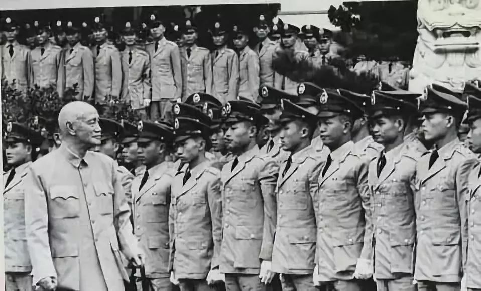 1954年蒋介石最后一次回浙江后写下日记：欢乐，愉快_凤凰网
