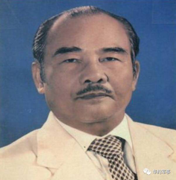 老挝独立与自由之父苏发努冯亲王