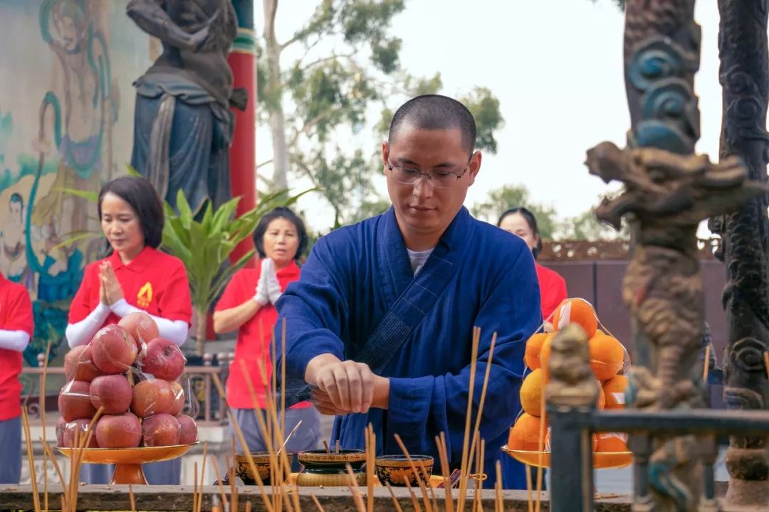 东莞大岭山观音寺第二期朝山礼佛仪式圆满完成