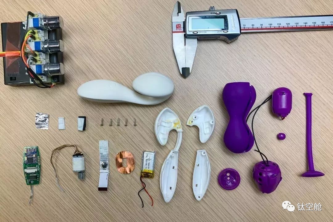 她玩过1000款情趣玩具，还拿了国际大奖