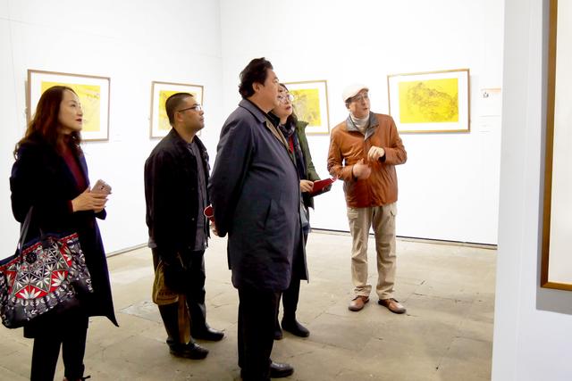 院研究员张天漫女士介绍,本次展览邀请了孙志钧,李照东,罗江,赵凤琴