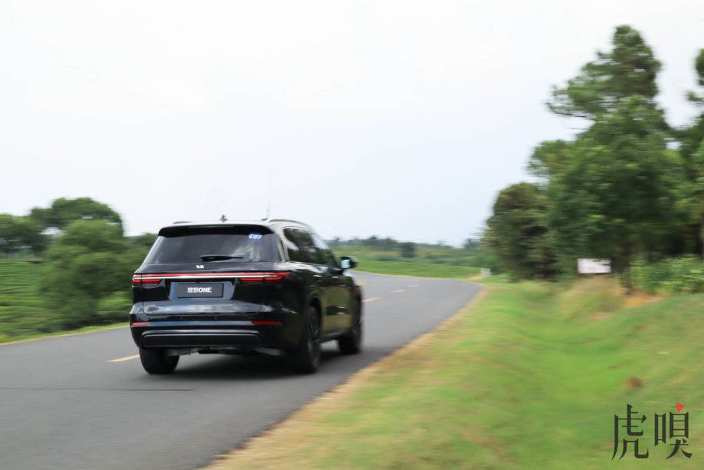 [虎嗅APP]电动理想，烧油有理