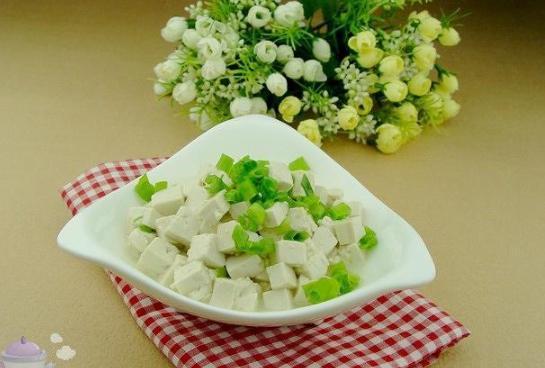 下班太晚不想炒菜,快试试这17道凉拌菜,开胃解乏两不误