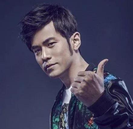 2020芒果台跨年阵容全是顶流！争议中的蓝台只好请他救场？编辑：奇趣网发布：2019-12-03 13:22:14