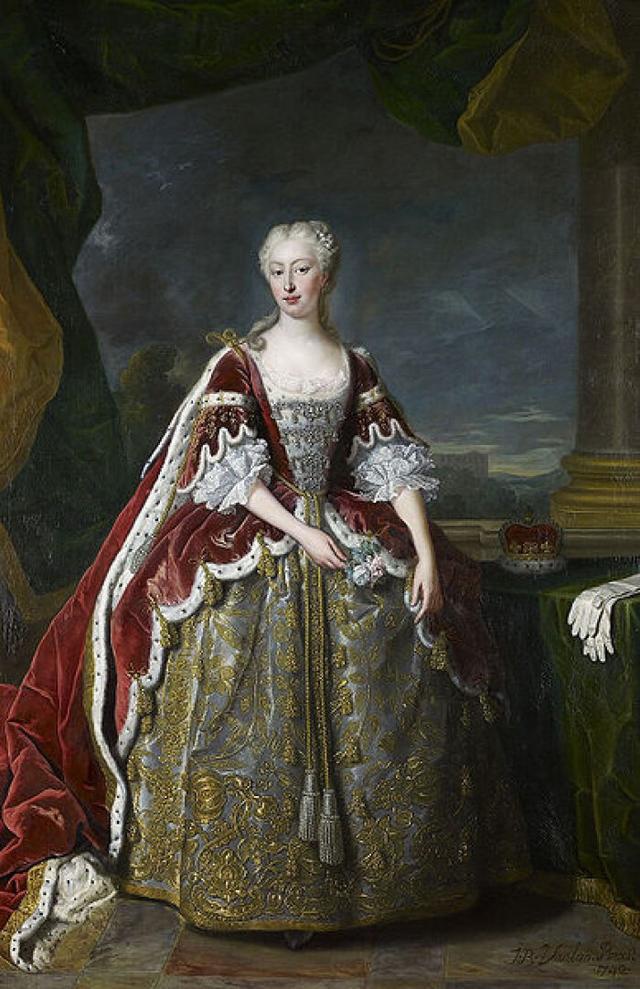 不同时期的欧洲贵族妇女的流行服饰是怎么样的?