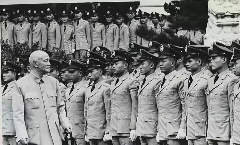 1954年蒋介石最后一次回浙江写下日记：欢乐愉快_凤凰网