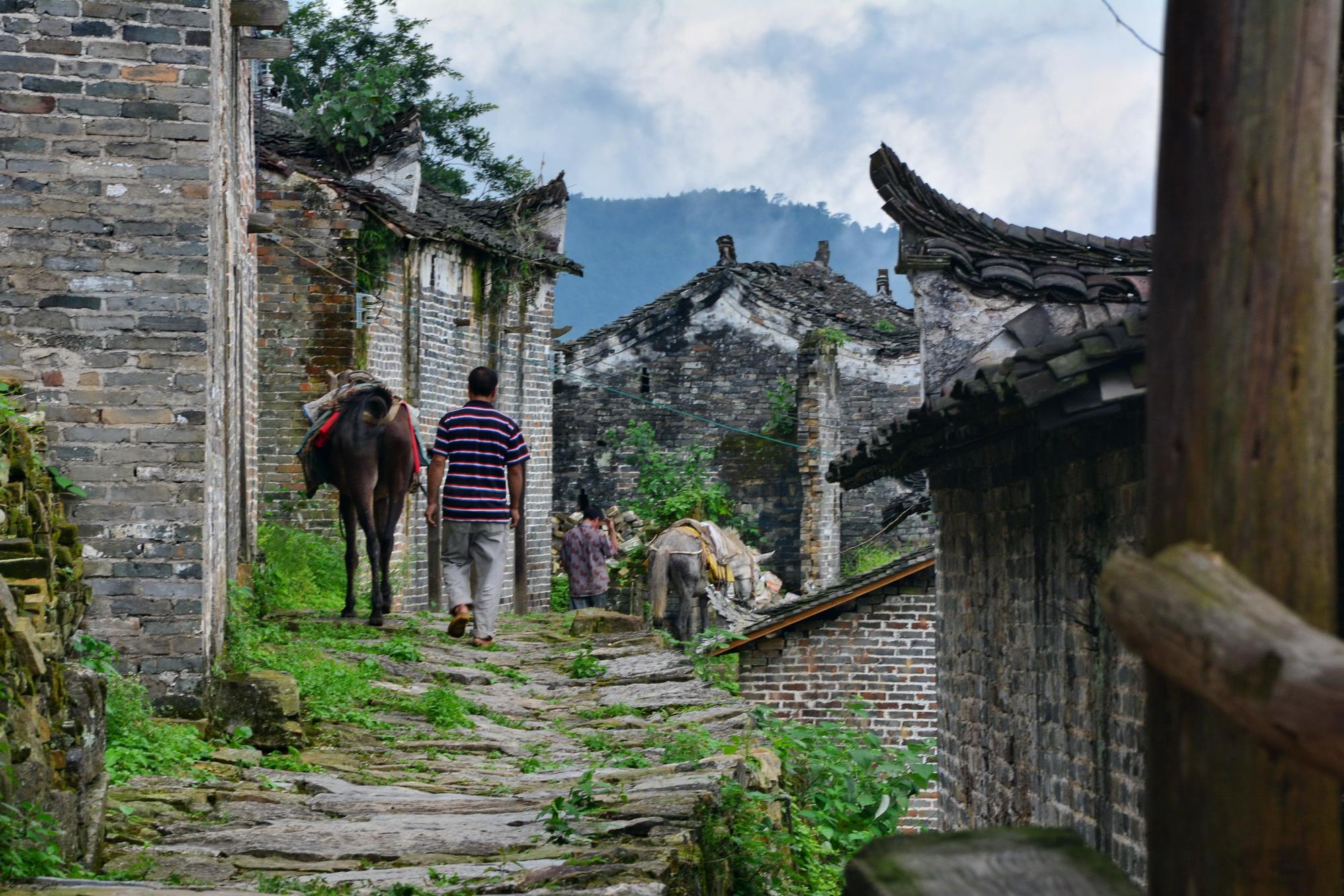 全国最大的千年瑶寨，广东连南南岗瑶寨，风景如画的古村落