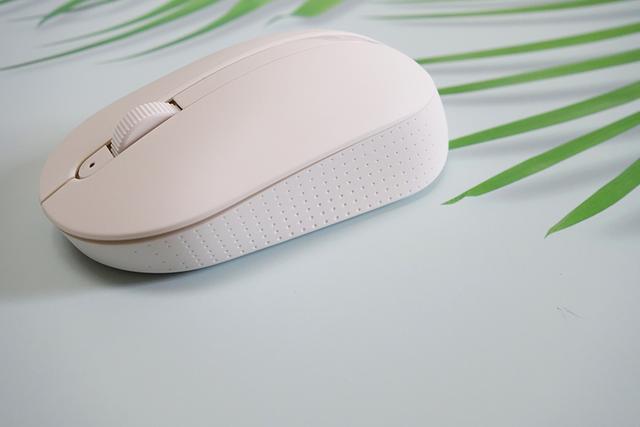 双系统,极简风!米物无线办公键鼠套装体验