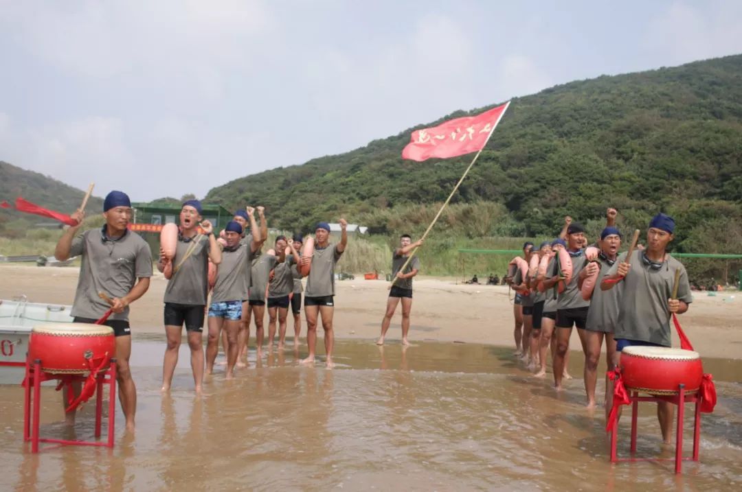 海训场看男兵女兵同台竞技