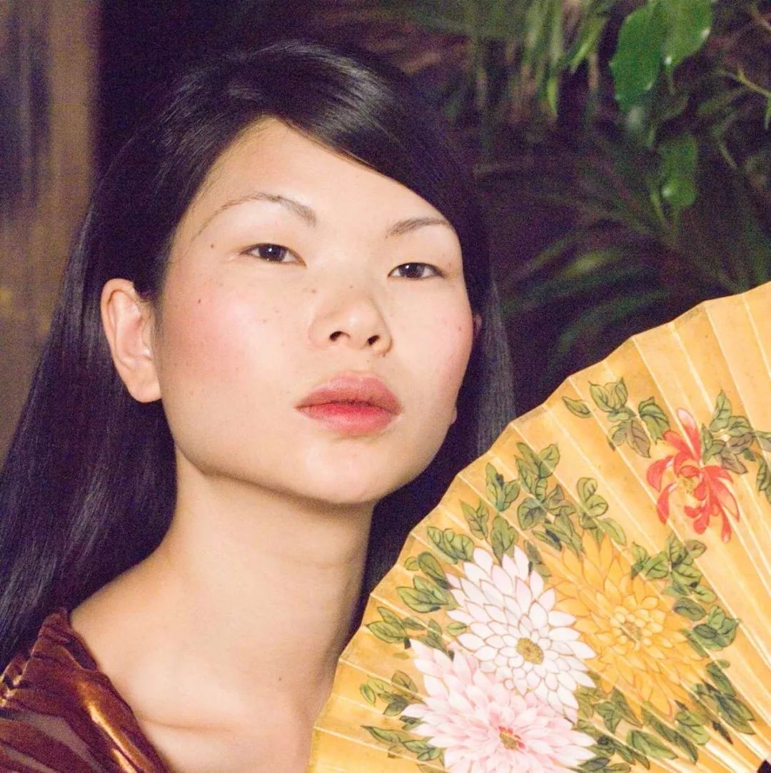 「张德芬空间」从丑小鸭到票房女王：女人变美，是从接纳自己开始的