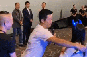 吴京:你个死鬼!_大风号_凤凰网