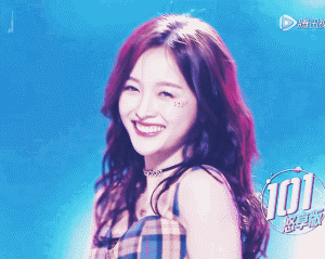 在101初舞台的这个wink,更是经典的圈粉瞬间