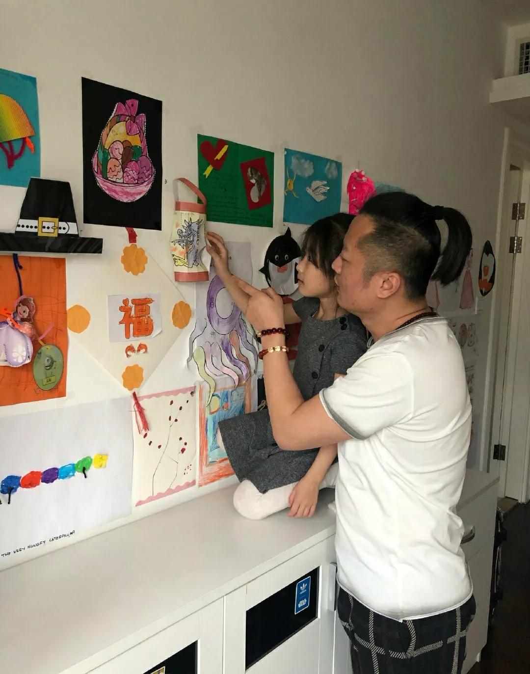 “毁了”印小天的边潇潇：嫁金牌导演春风得意，今怀二胎生活美满
