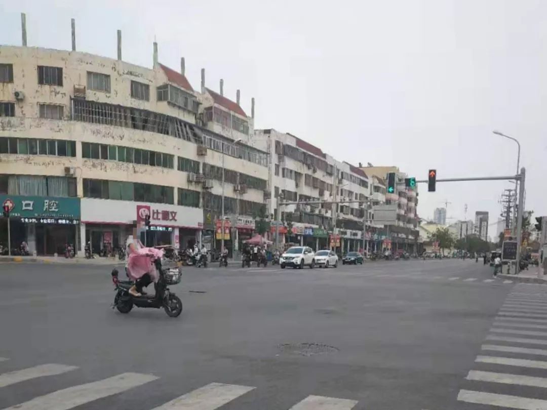 菏泽街头不文明行为曝光看看有认识的吗在八一路康庄路丹阳路