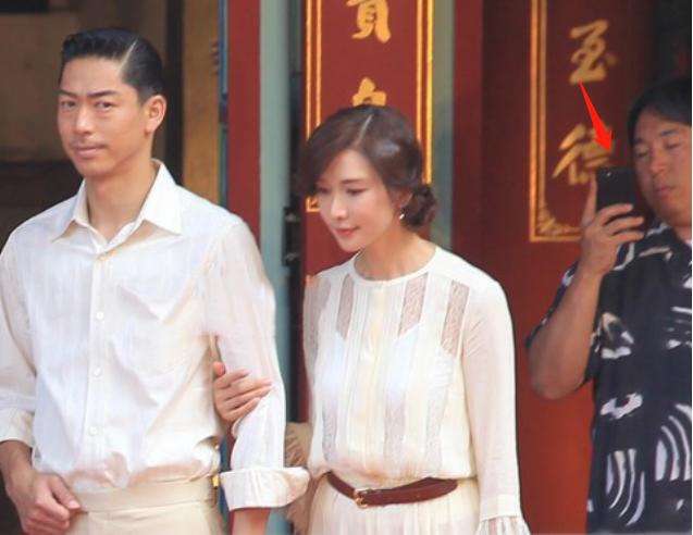 「熊猫娱乐」林志玲夫妇现身为婚礼彩排，女神一手操办太厉害