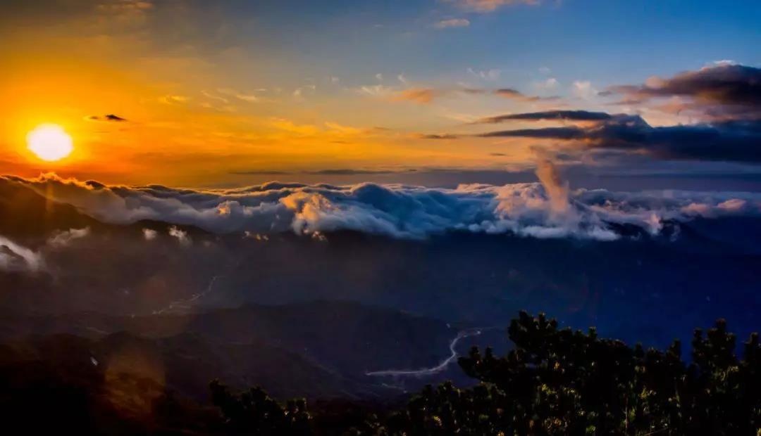 地址:黄冈市 麻城市三河口镇 狮子峰景区 文 图=黄柏山狮子峰旅游区