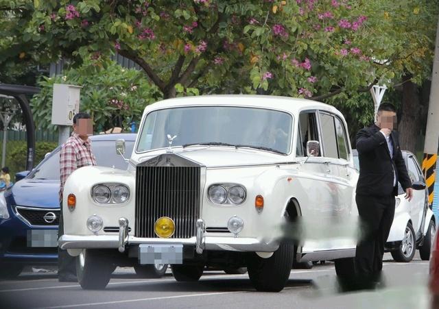 「熊猫娱乐」林志玲夫妇现身为婚礼彩排，女神一手操办太厉害