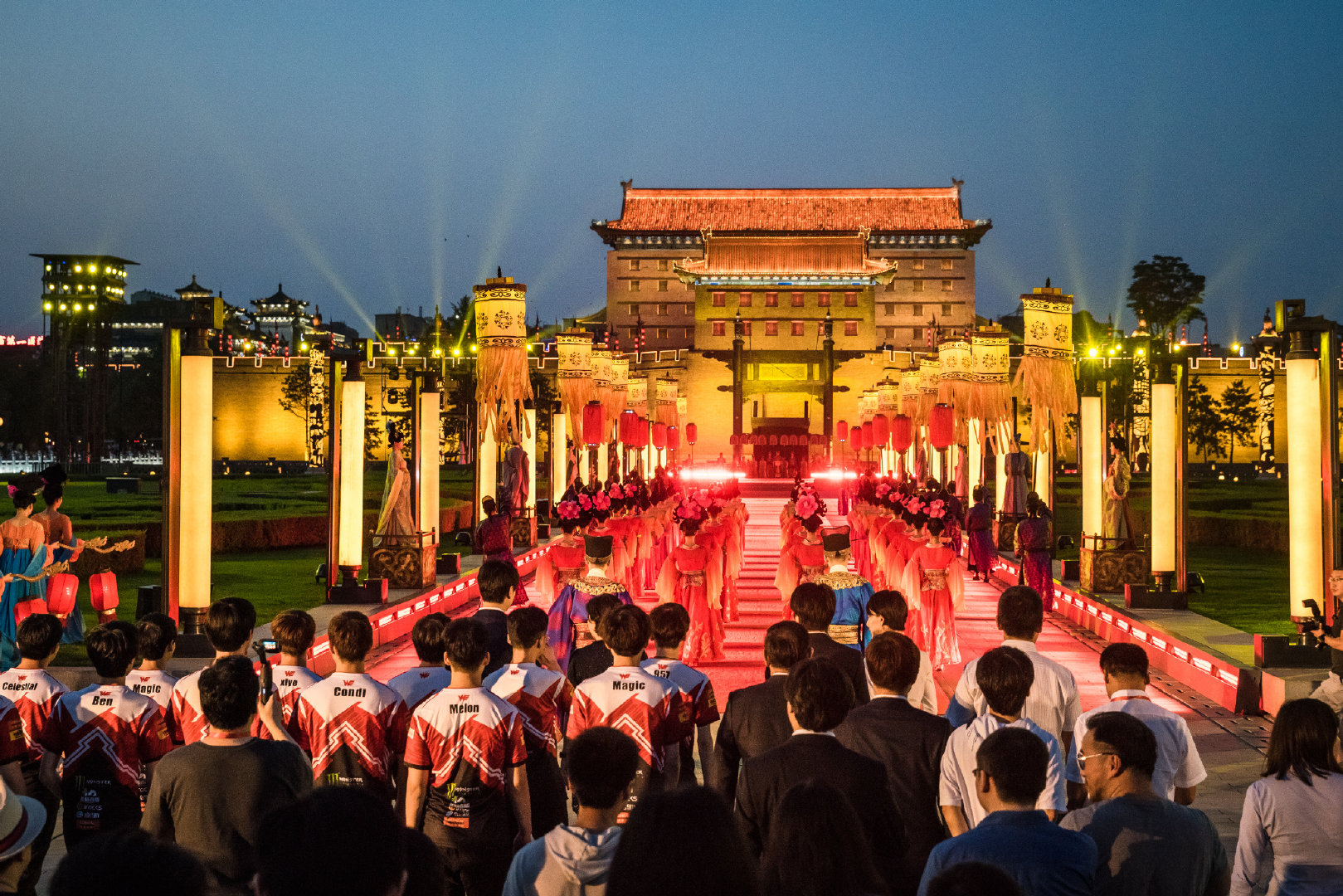 专访?WE电竞俱乐部CEO：“夹缝生存”的老牌电竞俱乐部