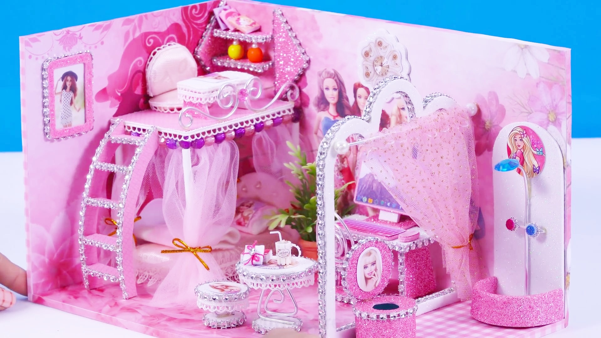 芭比娃娃的豪宅,芭比之梦想豪宅,芭比梦想豪宅玩具_大山谷图库