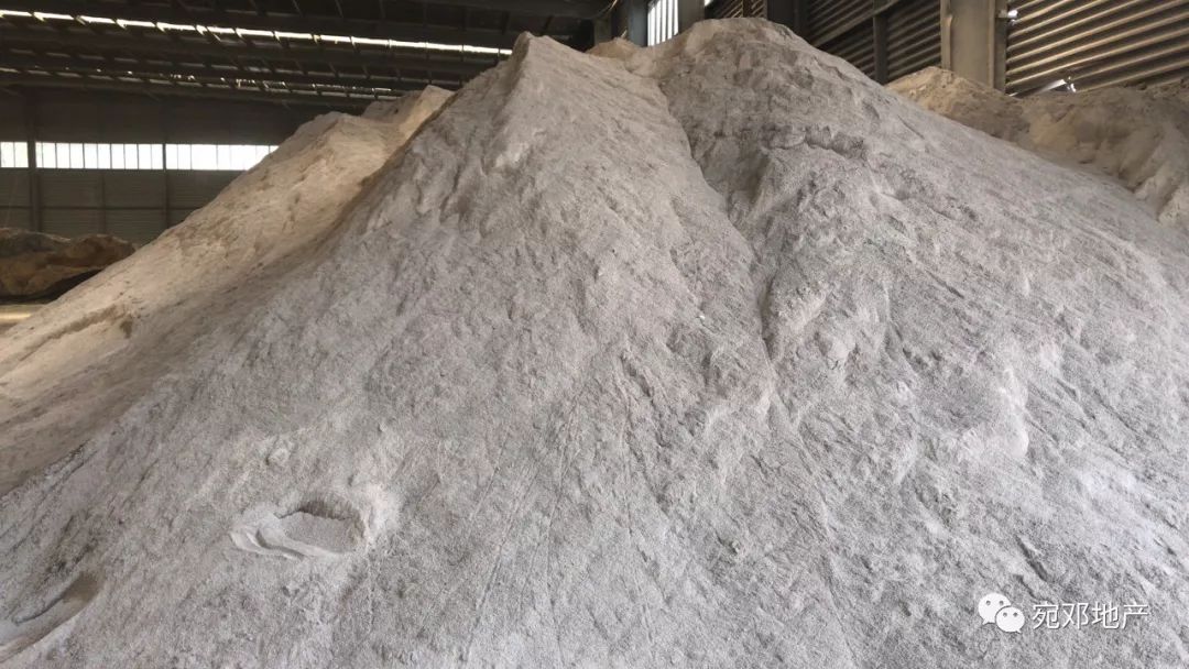 邓州多处混凝土搅拌站用石粉沙代替河沙施工,是否存在质量安全隐患?