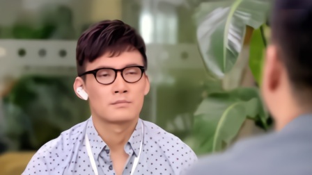 影视:老板辱骂小伙吃闲饭,隔天小伙直接请假,结