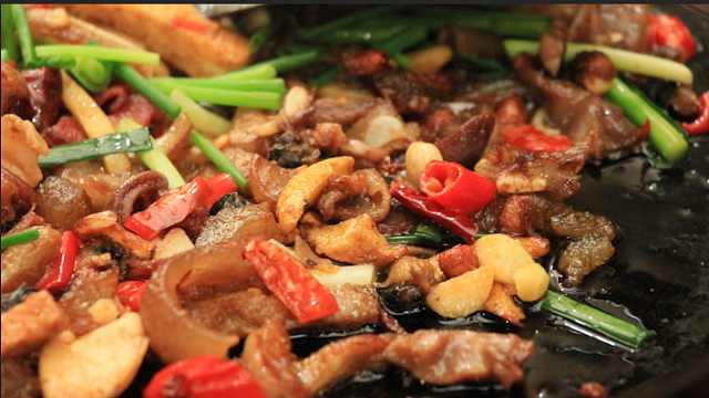 古丈铁板烧，你爱吃的一锅全满足