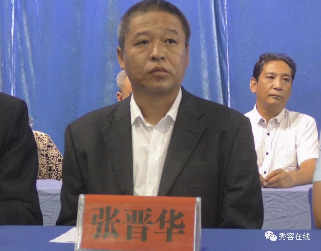 忻府区委书记崔向松一行在忻州二中慰问