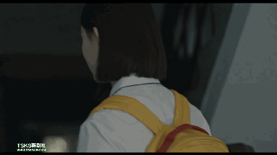 「电影头条官方号」打败《寄生虫》的新人作，它才是真正的年度最佳