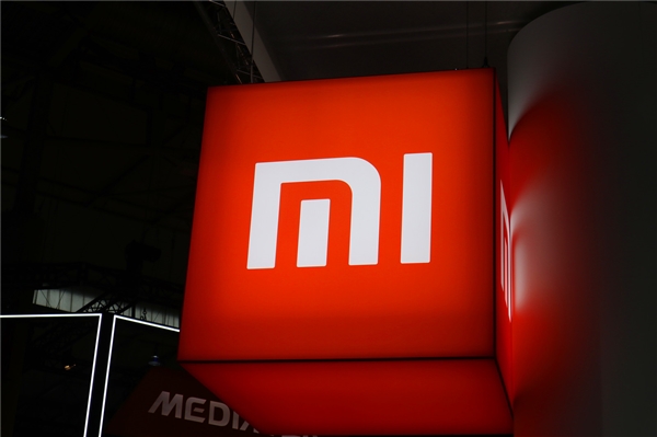 小米MIUI 11预热海报公布：致敬6年前的倚天屠龙发布会