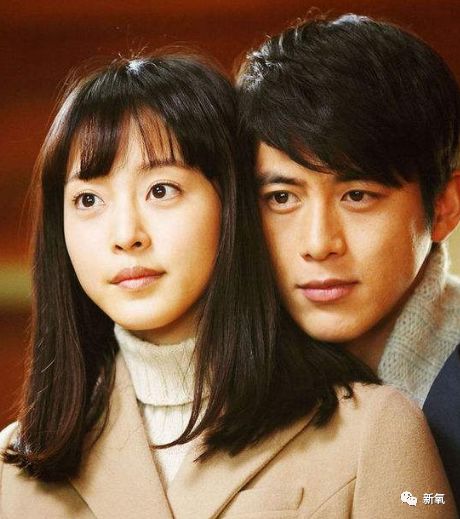 「新氧App」娱乐圈第一代人造美女近照，40岁不仅没崩还嫩过18岁