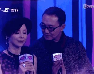 看着那么凶，居然是宠妻狂魔？