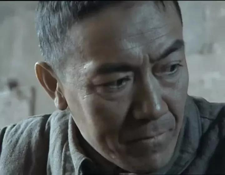 「文艺圈」时隔14年，《亮剑》的这些细节依旧让人热泪盈眶