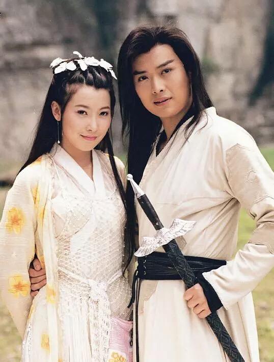 素有“古装王子”之称的黄海冰年轻时的颜,可以夸一万年