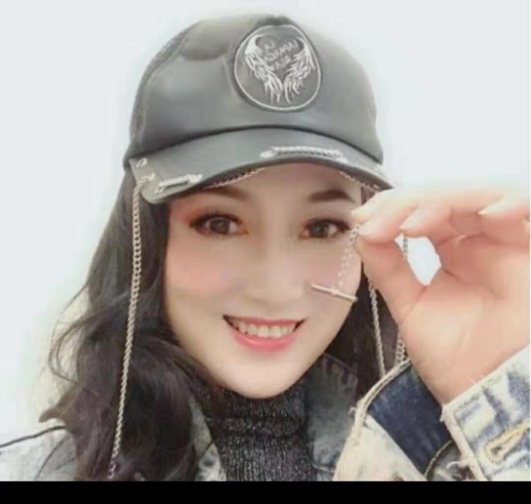 “最美杨贵妃”林芳兵晒近照，美颜过度网友直呼认不出