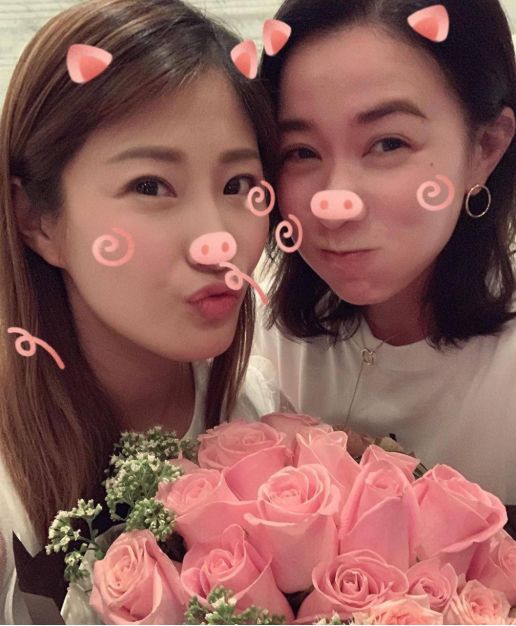 【不八卦会死星人】洪金宝身体抱恙，勒令儿子追生女，36岁儿媳腹部微隆疑满足他心愿