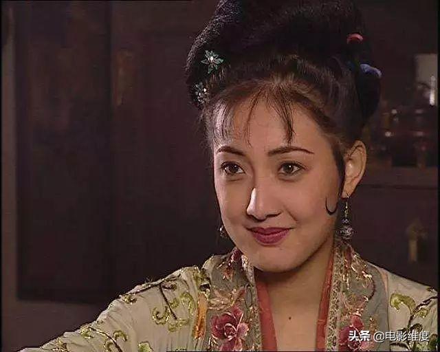 46岁牛莉嫁给圈外富豪，结婚22年恩爱如初